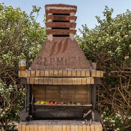 Tsikkos Pende 别墅 *