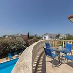 Villa Tsikkos Pende