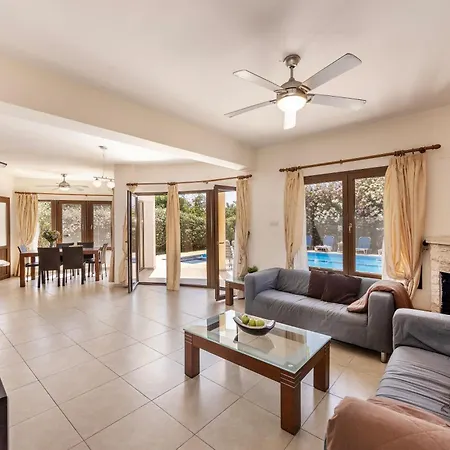 Tsikkos Pende Argaka