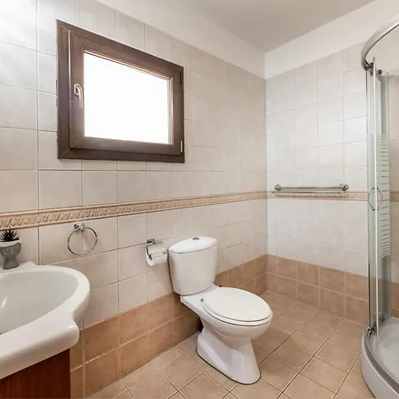 Tsikkos Pende Villa