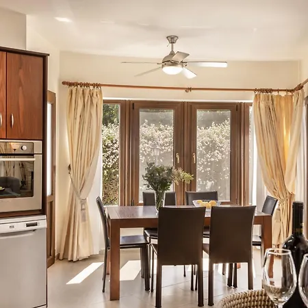 Tsikkos Pende Argaka