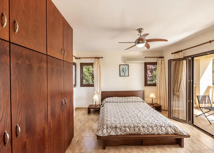 Villa Tsikkos Pende Argaka